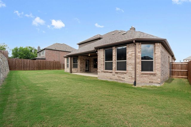 1953 Silver Falls Drive, Burleson, TX 76028