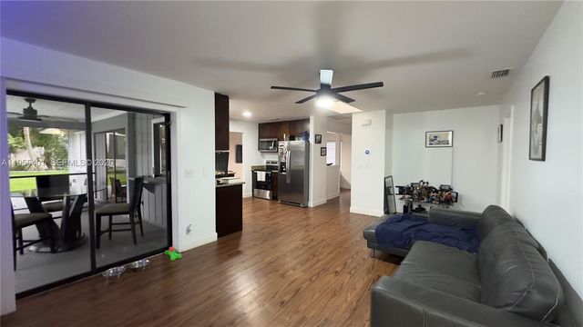 323 W Canterbury Dr W, Riviera Beach, FL 33407