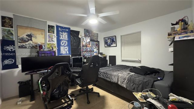 323 W Canterbury Dr W, Riviera Beach, FL 33407