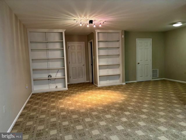 46336 HAVEN TER, Sterling, VA 20165