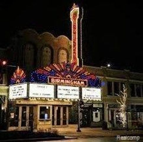 1722 Graefield Road 46, Birmingham, MI 48009
