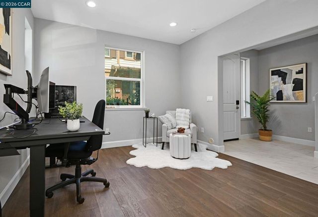 601 Tierney Pl, Martinez, CA 94553