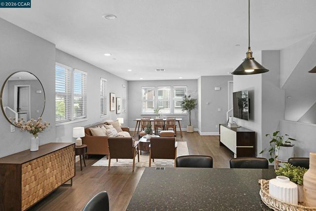 601 Tierney Pl, Martinez, CA 94553
