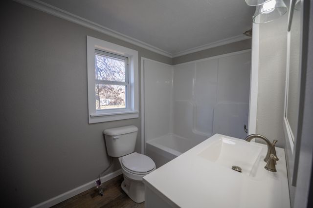 104 W Oak Street, Urbana, MO 65767