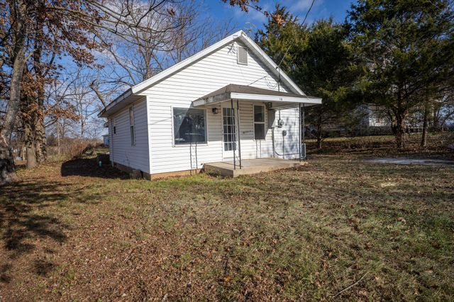 104 W Oak Street, Urbana, MO 65767