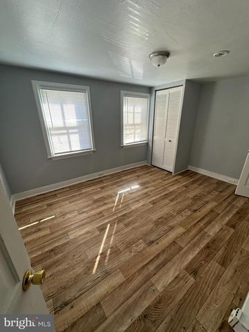 120 THOMPSON ST, Salem, NJ 08079