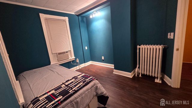 26 Harvey Street, New Brunswick, NJ 08901