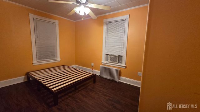 26 Harvey Street, New Brunswick, NJ 08901