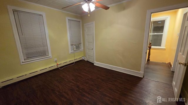 26 Harvey Street, New Brunswick, NJ 08901