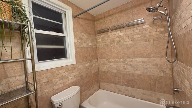 26 Harvey Street, New Brunswick, NJ 08901