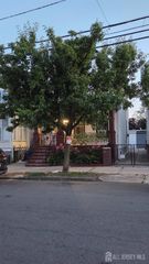 26 Harvey Street, New Brunswick, NJ 08901