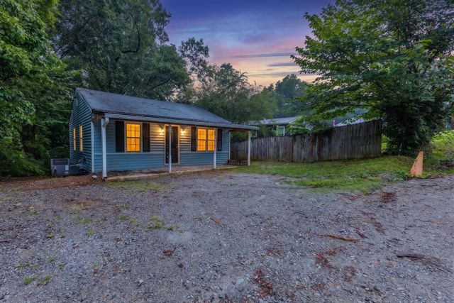 933 Hulana Street, Rossville, GA 30741