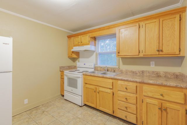 933 Hulana Street, Rossville, GA 30741