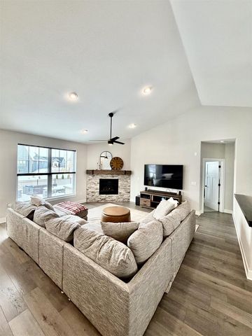1620 CREEKVIEW LANE, Oconomowoc, WI 53066