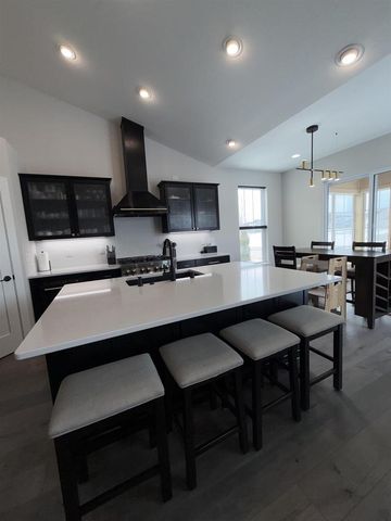 1620 CREEKVIEW LANE, Oconomowoc, WI 53066