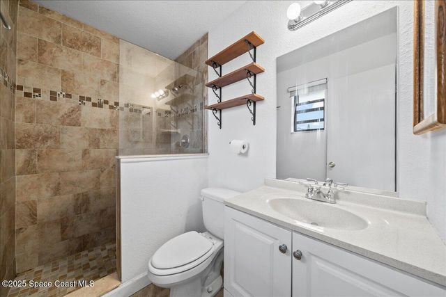 701 Elmont Street NW, Palm Bay, FL 32907