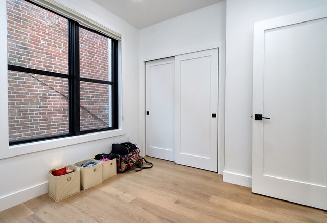 472 West Broadway 204, Boston, MA 02127