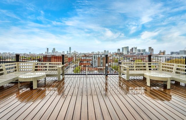 472 West Broadway 204, Boston, MA 02127