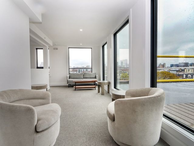 472 West Broadway 204, Boston, MA 02127