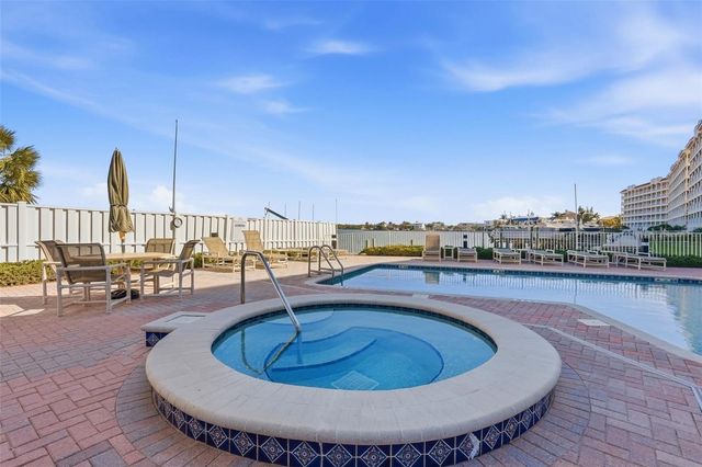 17715 GULF BOULEVARD 306, Redington Shores, FL 33708