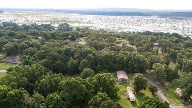 6 Simmons Lane, Conway, AR 72032