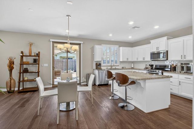 3156 Golden Trail St, Rocklin, CA 95765
