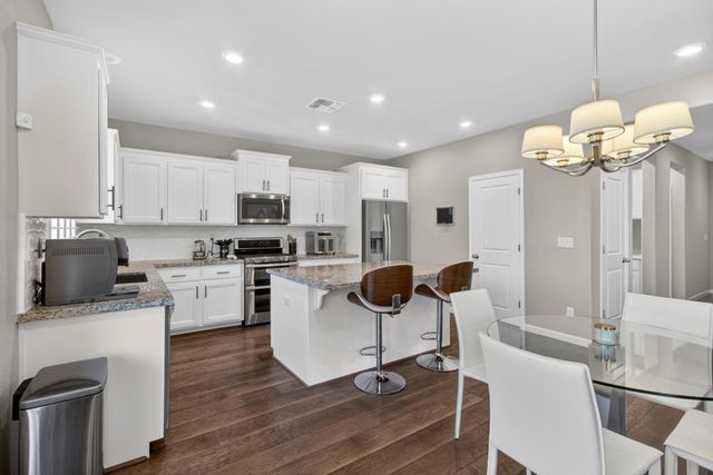3156 Golden Trail St, Rocklin, CA 95765