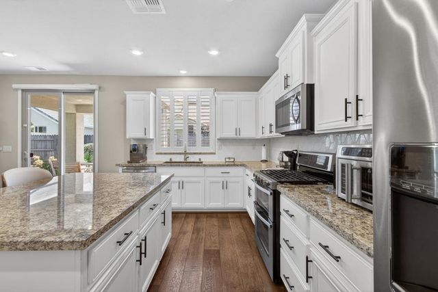 3156 Golden Trail St, Rocklin, CA 95765