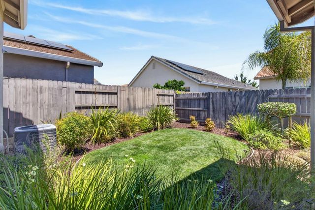 3156 Golden Trail St, Rocklin, CA 95765