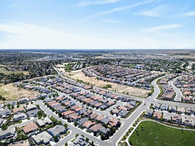 3156 Golden Trail St, Rocklin, CA 95765