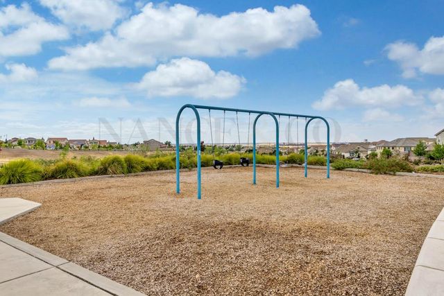 3156 Golden Trail St, Rocklin, CA 95765