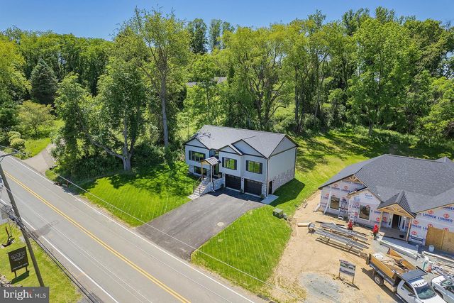 442 WENDEL RD, Irwin, PA 15642