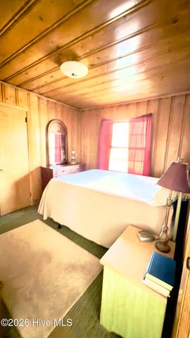 5271 Tobacco Road, Orrum, NC 28369