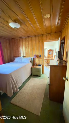 5271 Tobacco Road, Orrum, NC 28369