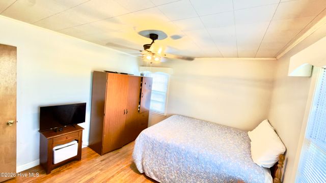 5271 Tobacco Road, Orrum, NC 28369