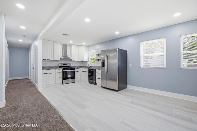 112 Park Lane Drive, Long Beach, MS 39560