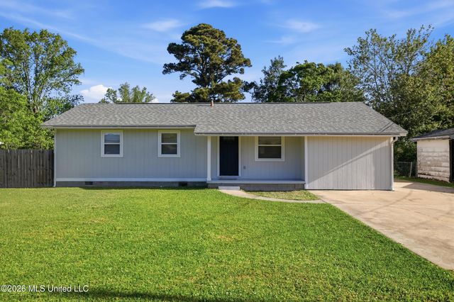 112 Park Lane Drive, Long Beach, MS 39560