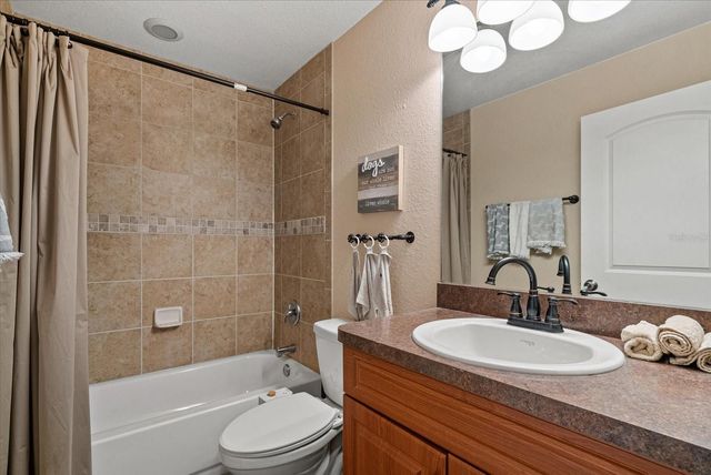 9266 CLEWISTON TERRACE, Englewood, FL 34224