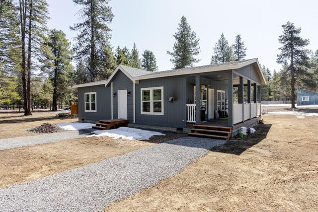 52745 Rainbow Drive, La Pine, OR 97739