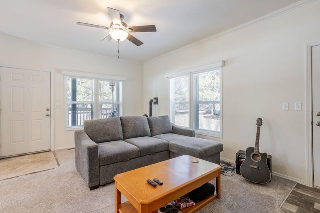 52745 Rainbow Drive, La Pine, OR 97739