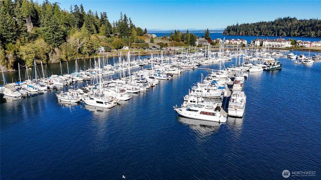 37 Jackson Lane, Port Ludlow, WA 98365