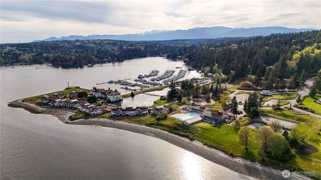 37 Jackson Lane, Port Ludlow, WA 98365