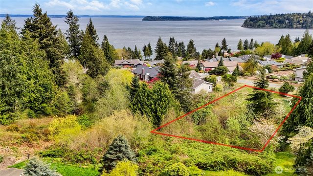 37 Jackson Lane, Port Ludlow, WA 98365