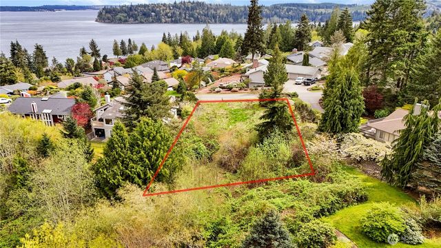 37 Jackson Lane, Port Ludlow, WA 98365