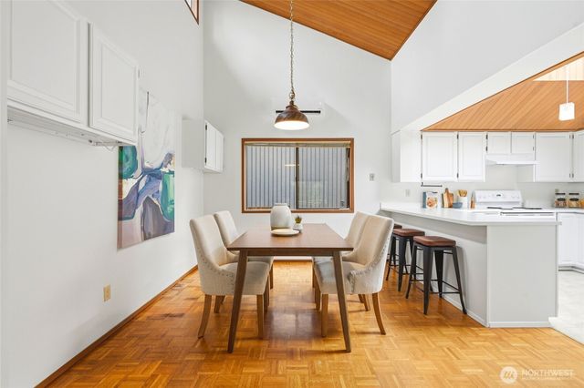 2545 NE 95th Street, Seattle, WA 98115