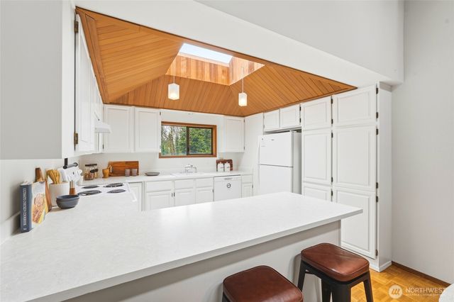 2545 NE 95th Street, Seattle, WA 98115