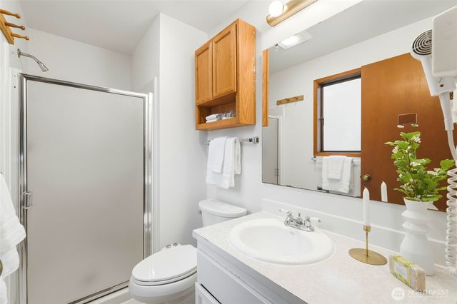 2545 NE 95th Street, Seattle, WA 98115