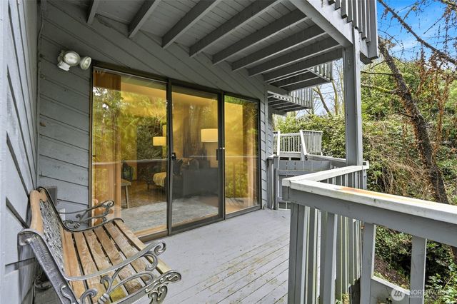 2545 NE 95th Street, Seattle, WA 98115