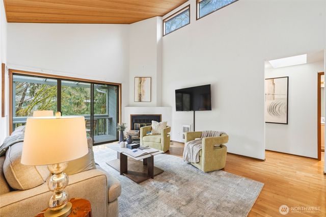 2545 NE 95th Street, Seattle, WA 98115