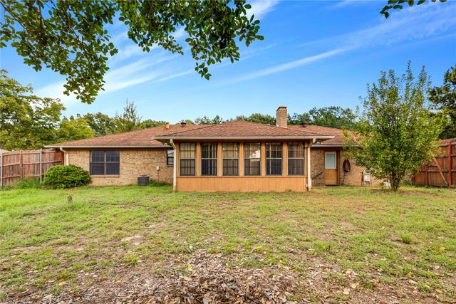 1609 Robin Street, Mineola, TX 75773